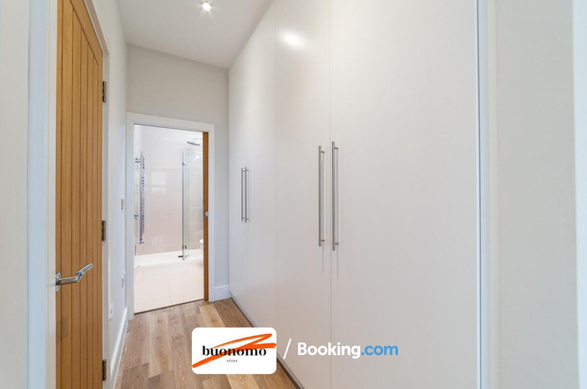 Two Bedroom Apartment At Buonomo Stays Short Lets & Serviced Accommodation Close To Wimbledon Tennis Courts London Bagian luar foto