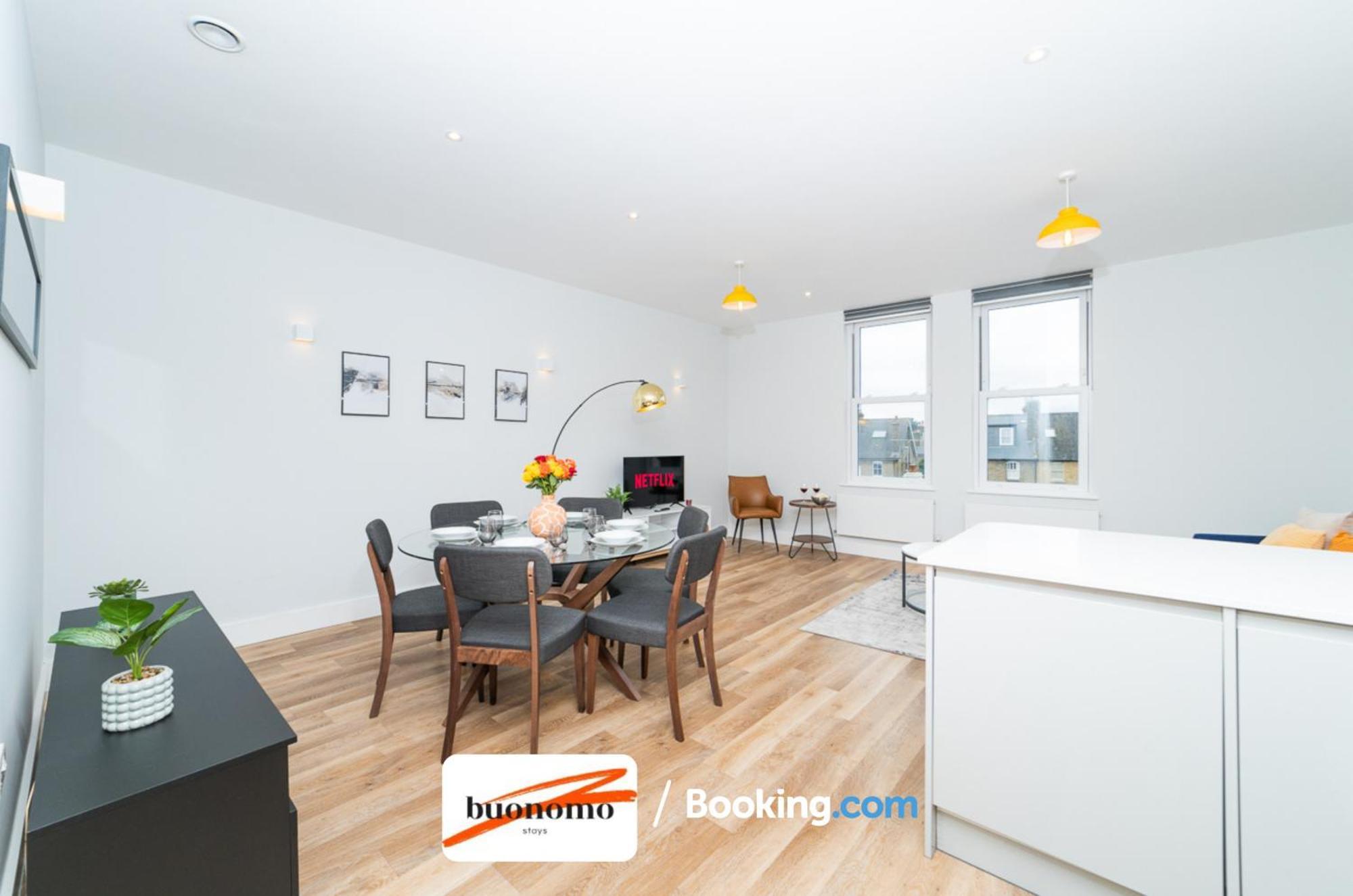 Two Bedroom Apartment At Buonomo Stays Short Lets & Serviced Accommodation Close To Wimbledon Tennis Courts London Bagian luar foto