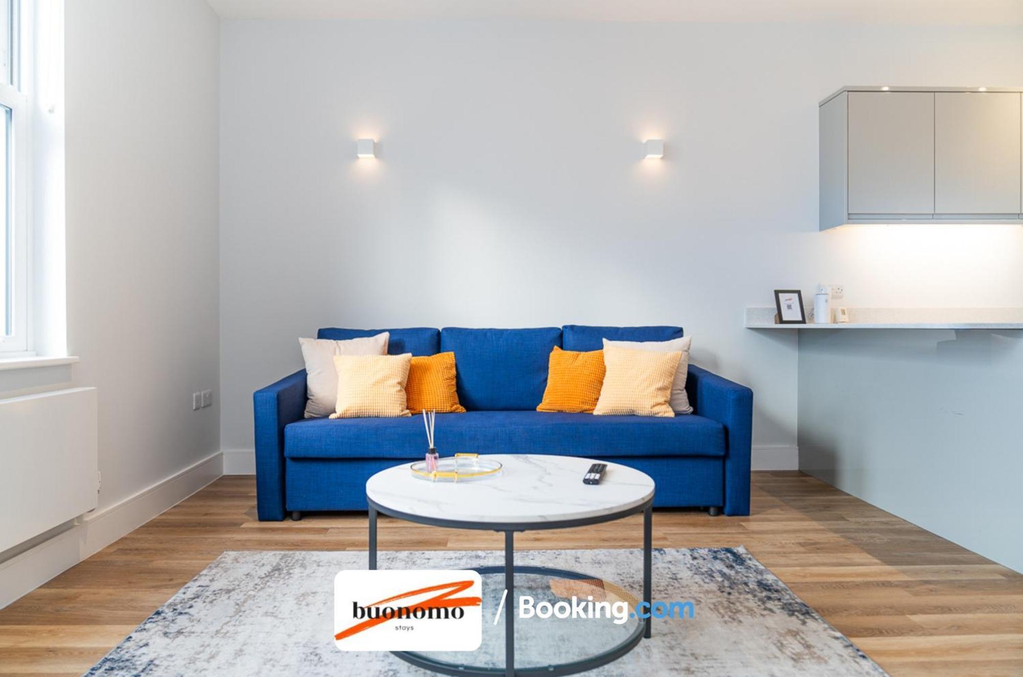 Two Bedroom Apartment At Buonomo Stays Short Lets & Serviced Accommodation Close To Wimbledon Tennis Courts London Bagian luar foto